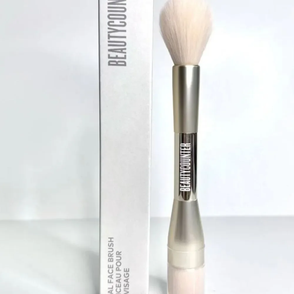 Beautycounter Dual-Ended Face‎ Brush